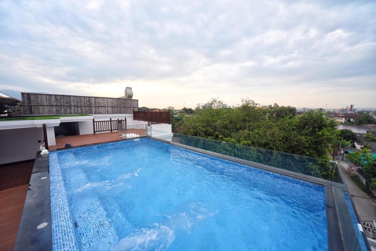 De Manor Chiang Mai Hotel ภายนอก รูปภาพ